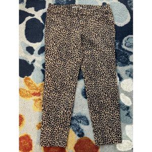 Old Navy Leopard Pixie Mid Rise Pant Size 10
